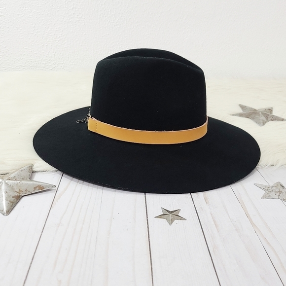 Gigi Pip Scottie Wide Brim Black Wool Fedora Hat with Leather Band - Picture 3 of 8